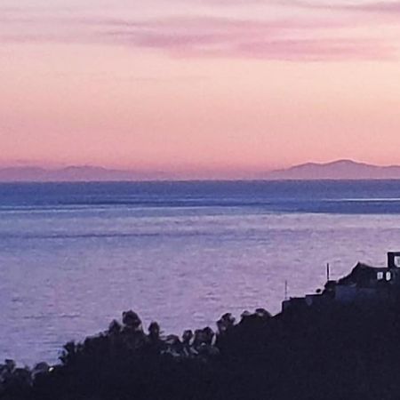 Luxury Penthouse With Sea&Mountain Views & Hot Tub - Tranquility & Rest Appartement Benalmádena Buitenkant foto